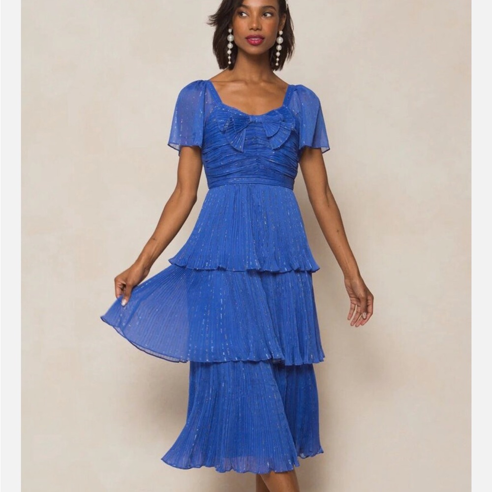 Ivy City Co Blue Ruched Flutter Sleeve Midi Dress